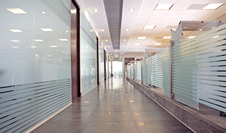 Peliculas de control solar, de seguridad y decorativas